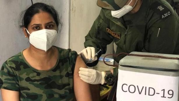 ராணுவத்தில் பணியாற்றிவரும் மருத்துவ பணியாளர்களில் முதல்கட்டமாக 3 ஆயிரத்து 129 பேருக்கு கொரோனா தடுப்பூசி!