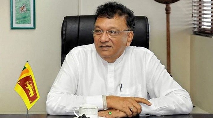அமைச்சர்கள் சிலர் வெளியில் கூறாமல் தடுப்பூசிகளை போடுவதாக கூறப்படுகிறது – கிரியெல்ல
