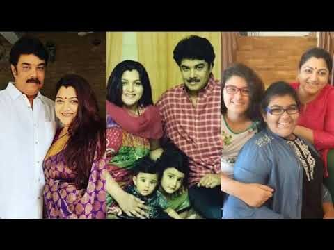 வைரலாகும் சுந்தர்.சியின் குடும்ப ஒளிப்படங்கள்