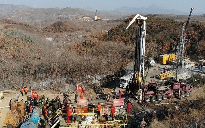 சீனாவில் தங்க சுரங்கத்தில் சிக்கியிருந்த இறுதி பத்து பேரும் சடலமாக கண்டெடுப்பு!