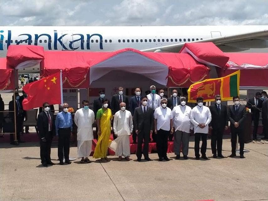 கொவிட் 19 தடுப்பூசியின் 6 இலட்சம் டோஸ்கள் சற்று முன்  12  மணியளவில் இலங்கை வந்தடைந்தது!