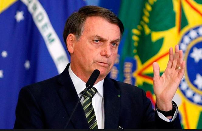 பிரேசிலில் முப்படை தளபதிகள் ஒரே நாளில் ராஜினாமா!