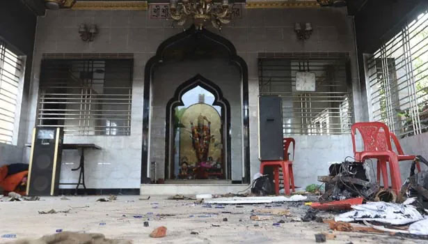 வங்காளதேசத்தில் இந்து கோவில்கள் மீது தாக்குதல் - வன்முறையில் 4 பேர் பலி!