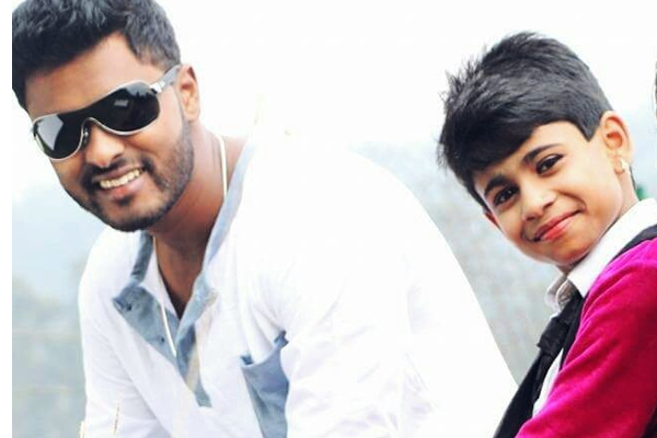 அரபிக் குத்து பாடலுக்கு வெறித்தமாக நடனம் ஆடிய பிக் பாஸ் அமீர்.. அதுவும் இவருடன், வீடியோ பாருங்க
