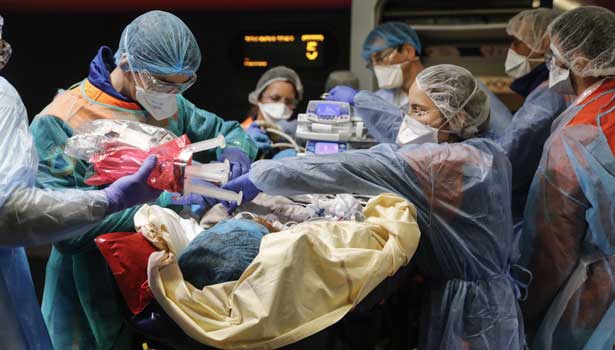 கொரோனா தொற்றுக்கு ஒரு லட்சத்திற்கும் அதிகமானோர் உயிரிழப்பு!