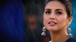 பாலிவுட் நடிகை ஹுமா குரேஷியின் லேட்டஸ்ட் க்ளிக்ஸ்.. அழகிய புகைப்படங்கள்