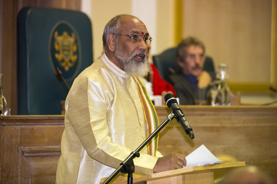 சீ.வி.விக்னேஸ்வரன் விடுத்த கோரிக்கை.