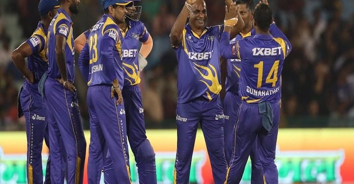 இறுதிப் போட்டிக்குள் அயெடுத்து வைத்தது இலங்கை அணி!