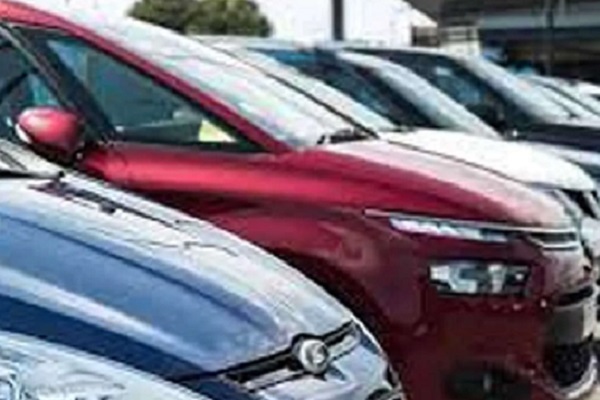 இலங்கையில் சொகுசு வாகனங்களின் விலை மீண்டும் உயர்வு