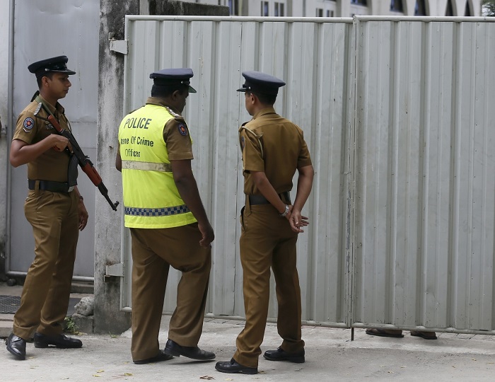 வாடகைக்கு வீடு தேடி வந்த குழுவின் மோசமான செயல்	